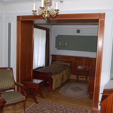 Hotel Butikowy Palac Jablonna ภายนอก รูปภาพ