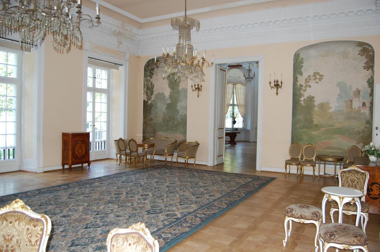 Hotel Butikowy Palac Jablonna ภายนอก รูปภาพ